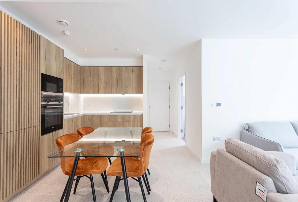 Luxury Retreat In *